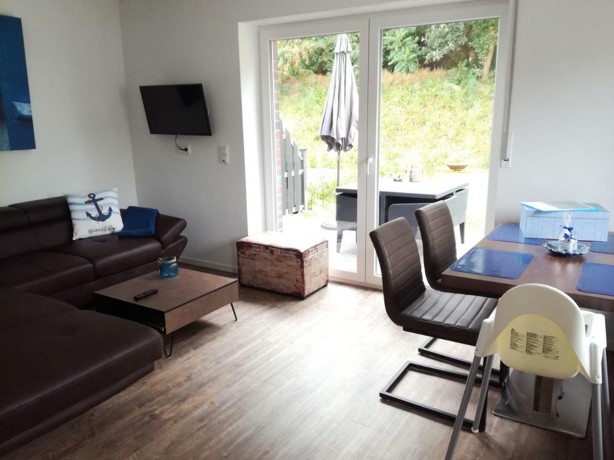Auszeit & Ankerplatz Apartment Аурих Екстериор снимка